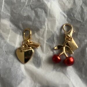 New Gold Tone Heart and Cherry Charm Zipper Pull Bag Charms With Blank Hang Tags